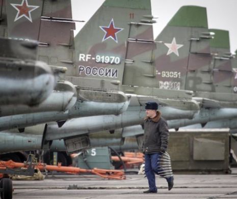 Armata și avioanele militare ruse din Crimeea au fost puse în stare alertă
