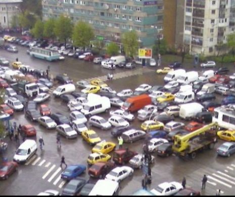 Atenție, ȘOFERI! Trafic BLOCAT în Capitală. Ce rute trebuie să EVITAȚI în weekend