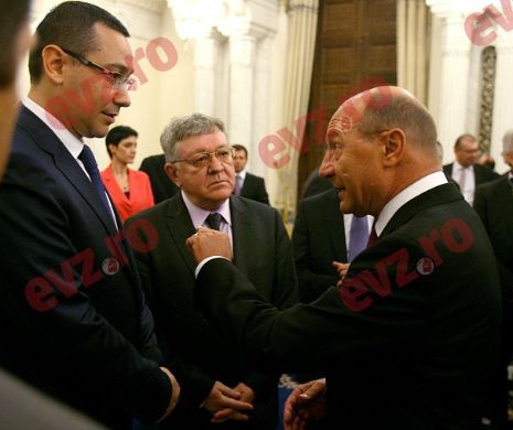 Băsescu DĂ DE PĂMÂNT cu Dăncilă și Teodorovici: "Acesta se numeşte jaf!"