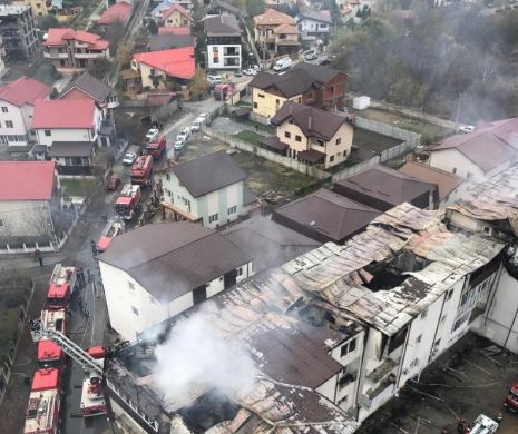BREAKING NEWS. A luat foc mansarda unui bloc din Chiajna, flăcările s-au extins la al doilea