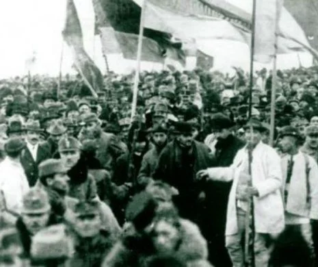 Filmul Unirii - de la 1600 la 1918 -, comentat de IOAN AUREL POP și RĂZVAN THEODORESCU, președintele și vicepreședintele ACADEMIEI ROMÂNE