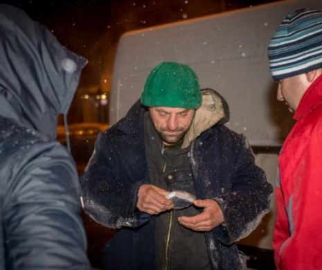 Oamenii fără adăpost, salvați în ultimul moment. Ce s-a întâmplat în București în NOAPTEA VISCOLULUI