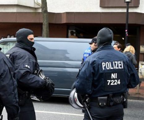 Atac armat la o biserică din Viena! Mai mulţi călugări au fost răniţi