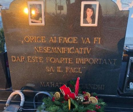 Durere fără margini pentru sora AUREI ION. Asta s-a întâmplat la mormântul tinerei care a murit în accidentul aviatic din Apuseni.