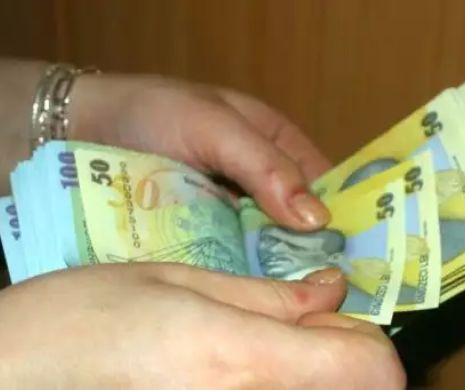 Economia României, zguduită din temelii. Cheltuim mult, dar banii se duc în străinătate