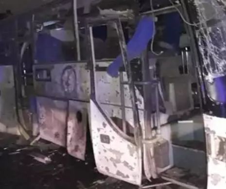 EXPLOZIE în autobuz. Două persoane au MURIT. Breaking News