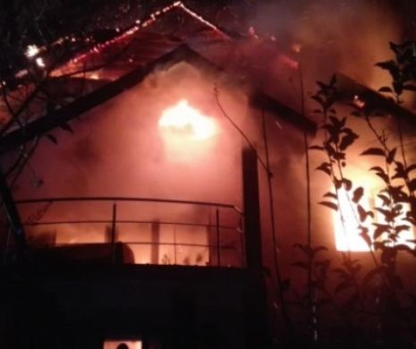 Incendiu devastator în Timișoara! O locuință a ars mai bine de cinci ore