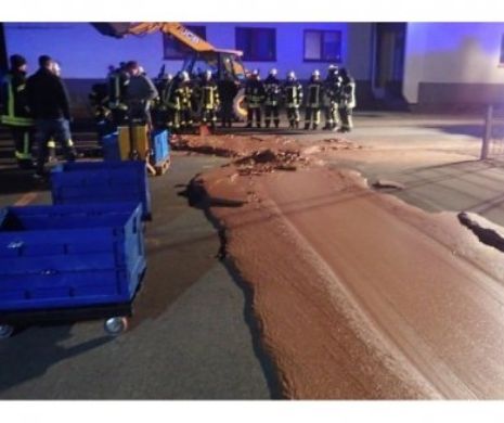 Oraş din Germania, inundat cu ciocolată