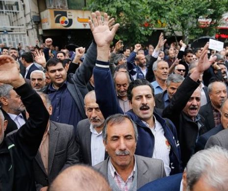 PROTESTEde stradă masive la TEHERAN. „Primăvara arabă” şi în IRAN?