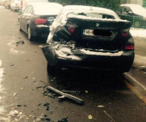 Apariție INEDITĂ printre mașini. Un șofer din Constanța a umblat dezbrăcat după ce a făcut un accident