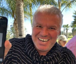 AVENTURILE LUI BIMBO, pokeristul profesionist, care cunoaște Marrakech-ul mai bine ca Bucureștiul. Jurnal de călătorie de Dan Andronic.