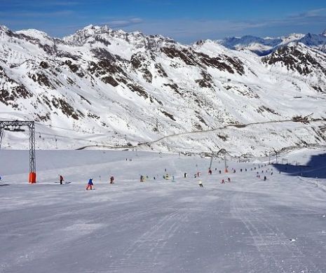 De ce merg românii la ski în Austria? Snobism sau economie? Dezbatere virală pe Facebook