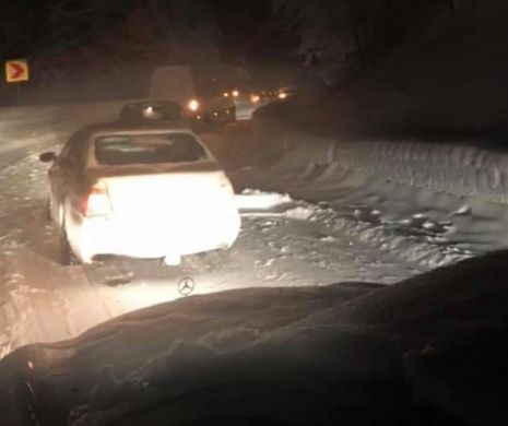 Drumurile naționale din nord vestul României sunt blocate de zăpadă. Direcția Regională de Drumuri din Cluj nu și-a făcut treaba