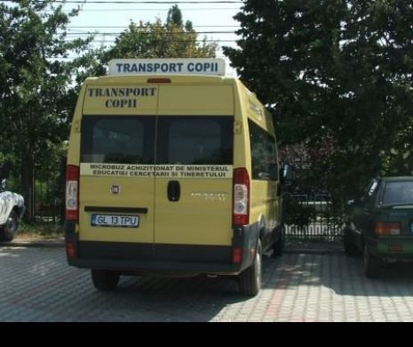 HALUCINANT! Patru eleve din Neamț au fost molestate de șoferul microbuzului școlar. 
REACȚIA acestuia: „Da' ce, le-am violat?”