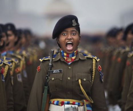 Paradă militară impresionantă la New-Delhi. India își arată ”mușchii”  în fața Pakistanului
