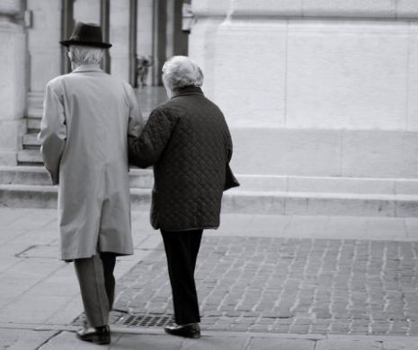 Pensii. Cifrele care CONTRAZIC Guvernul DĂNCILĂ. ROMÂNII, printre cei mai SĂRACI pensionari din UE