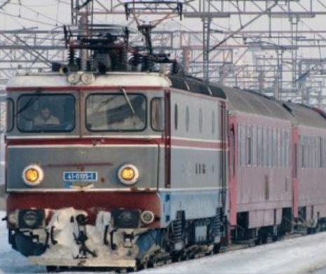 Revoltă în Stația CFR Maramureș. Călătorii au blocat trenul