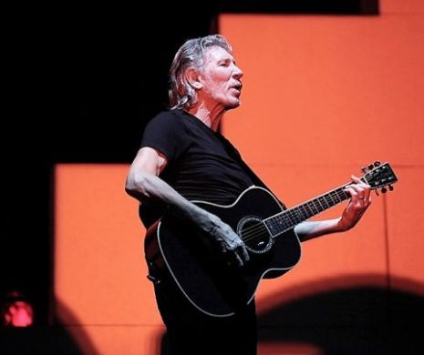 Roger Waters prezintă showul „The Wall” la zidul dintre SUA şi Mexic