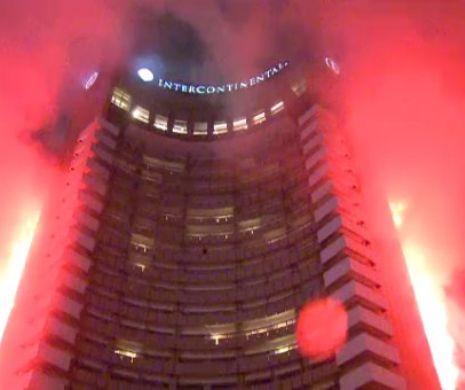 TRAGEDIE în București! Un bărbat S-A SINUCIS, aruncându-se de pe hotelul Intercontinental