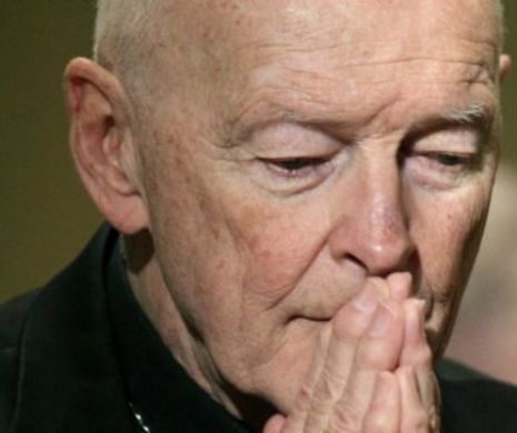 Decizie FĂRĂ PRECEDENT la Vatican. Un cardinal romano-catolic a fost demis. Acuzaţiile sunt goarte GRAVE