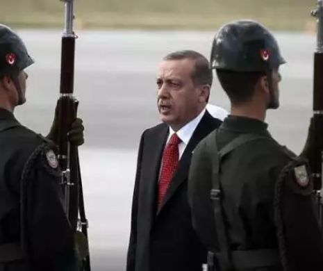 Erdogan lovește din nou în armată. 295 de militari au fost arestați pentru legături cu Fethullah Gulen
