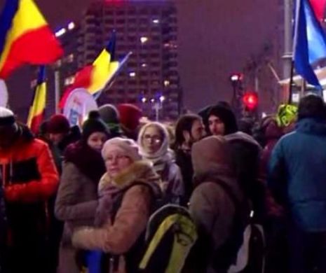 „Protestează vreo 300 de speriați în Piața Victoriei, dar au închis toată circulația”