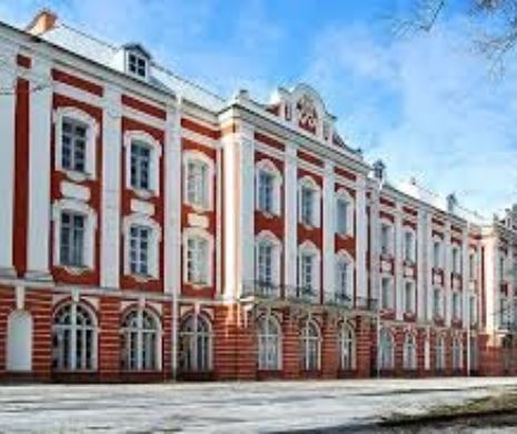 Stare de ALERTĂ în Rusia. O clădire a Universității Sankt Petersburg s-a PRĂBUȘIT și mai multe persoane sunt PRINSE sub dărâmături. Breaking News