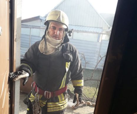 Un pompier din Ghioroc, în timpul liber, a ținut sub control un incendiu până la venirea colegilor cu autospecialele