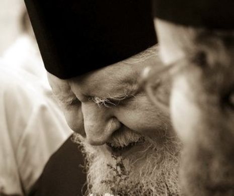 90 de ani cu Părintele Teofil Părăian, dimpreună. 80 pe pământ și 10 ani din Ceruri, Bucuria pruncului- Bătrân Monah străbate timpul!