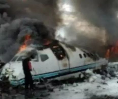 Avion prăbușit în Columbia. Cel puțin 12 persoane au murit. Salvatorii se află la fața locului. Breaking news