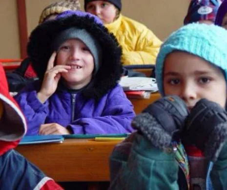 Cifrele dezastrului din învățământul românesc. Ministrul Ecaterina Andronescu dă cărțile pe față: „Nu este vorba despre abandon școlar”
