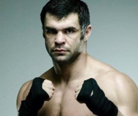 Daniel Ghiță l-a făcut KO pe cehul Vondráček. La final, l-a amenințat pe Moroșanu: „De bătut, tot îl bat!”