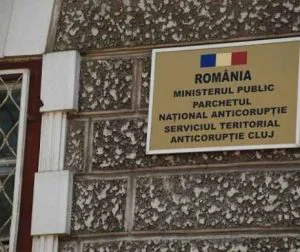 Bombă în dosarul inspectorilor ISCTR, acuzați de mită. DNA cere restituirea dosarului