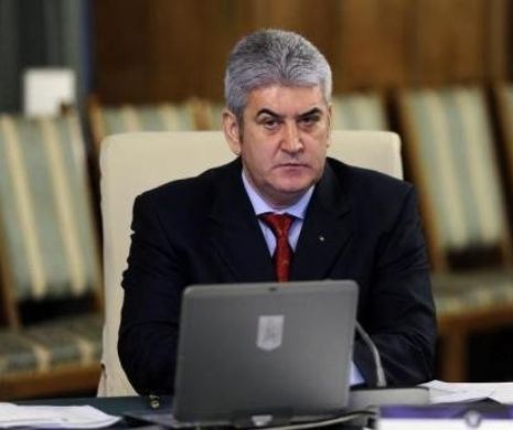 Gabriel Oprea, LOVITURĂ de imagine pe scena politică. Ilie Năstase și Anghel Iordănescu, pe lista UNPR pentru europarlamentare
