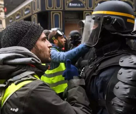 Haos pe strazi. Proteste violente în inima Europei. Sute de polițiști și jandarmi pregătiți să intervină