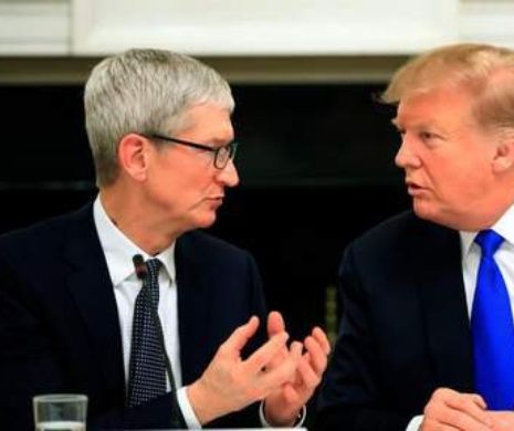 Încă o perlă lansată de Trump: Tim Cook a fost rebotezat „Tim Apple” şi a făcut înconjurul lumii. Cum se scuză liderul de la Casa Albă