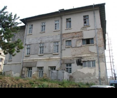 Investiție uriașă la Universitatea Al. I. Cuza din Iași! O clădire simbol va fi tranformată complet pe bani europeni!