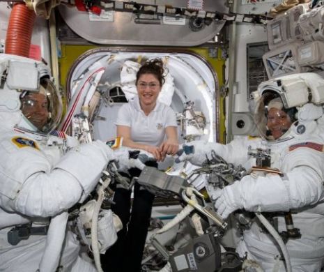 NASA anulează primul zbor în spaţiu cu cele două femei. Motivul este de-a dreptul hilar dacă nu comic