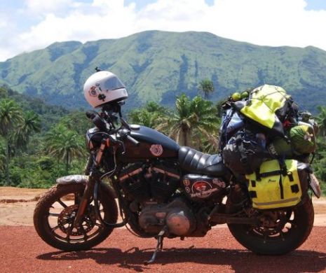 O vasluiancă a cucerit Africa pe un Harley Davidson: „Am simțit o chemare foarte puternică”