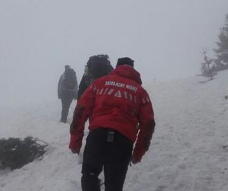 Pericol în munții Bucegi! Salvamontiștii acționează de urgență. În ce stare se află turiștii