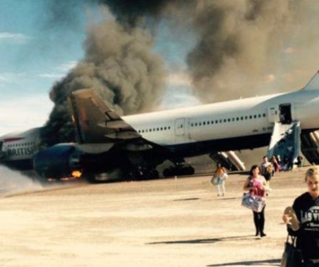 Un avion a luat foc la aterizare. Peste 100 de pasageri la bord