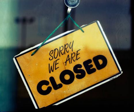 Un cunoscut lanţ de magazine se închide! Ce se întâmplă cu cele 73 de magazine din ţară