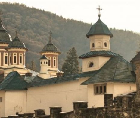 Europa Liberă la mânăstire: „Sunt surd preacuvioase, dacă dau mai încet nu aud”
