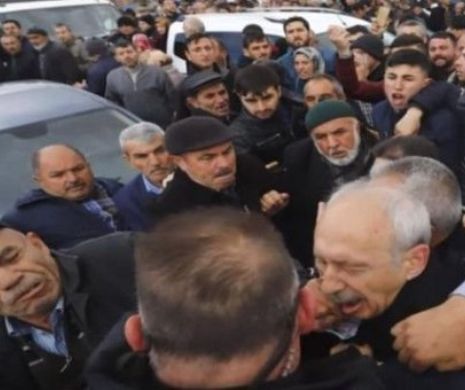 Liderul principalului partid de opoziție din Turcia a fost atacat violent de mai mulți bărbați. VIDEO