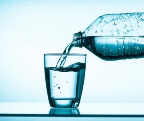 Secretele neştiute ale apei. Mitul celor doi litri de apă necesari pentru un corp sănătos