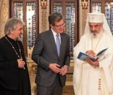 Ambasadorul SUA pentru libertate religioasă: ”În România, majoritatea pupulației se identifică cu Biserica Ortodoxă”