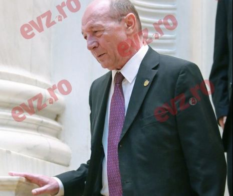 Amnezia lui Băsescu întăreşte zvonurile despre colaborarea cu Securitatea. „Nu, nu îmi aduc aminte de așa ceva”
