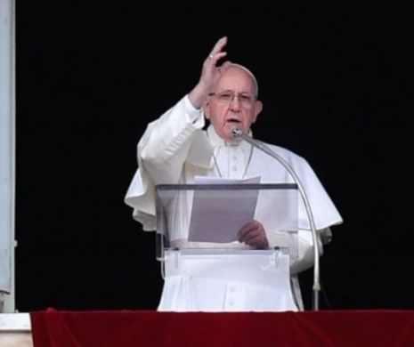 Atac extrem de dur la adresa Papei Francisc: „ Nu e posibil să se unească lumina cu întunericul”