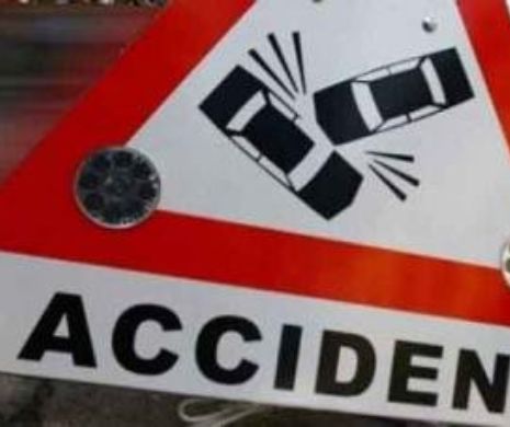 Accident teribil în România! Au murit pe loc după o coliziune frontală! Mașina s-a făcut praf