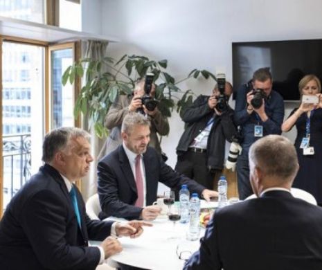 Emmanuel Macron, în negocieri cu patru prim-miniștrii din Grupul de la Visegrád